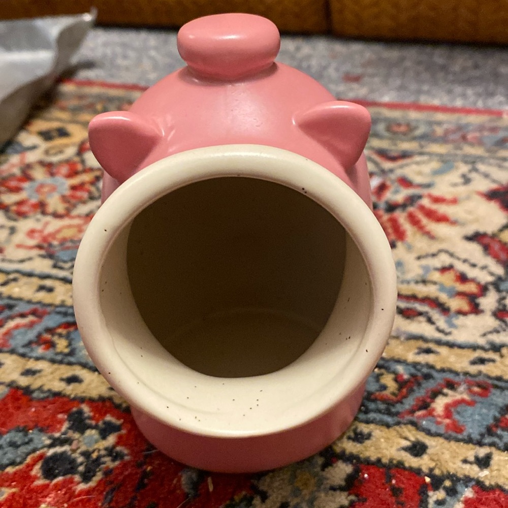 Pink pig sponge holder